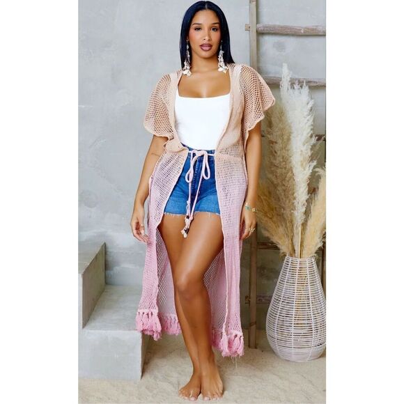 Turks & Caicos Ombre Seaside Breeze Knitted Beach Coverup in Pink Size S/M - Picture 2 of 3